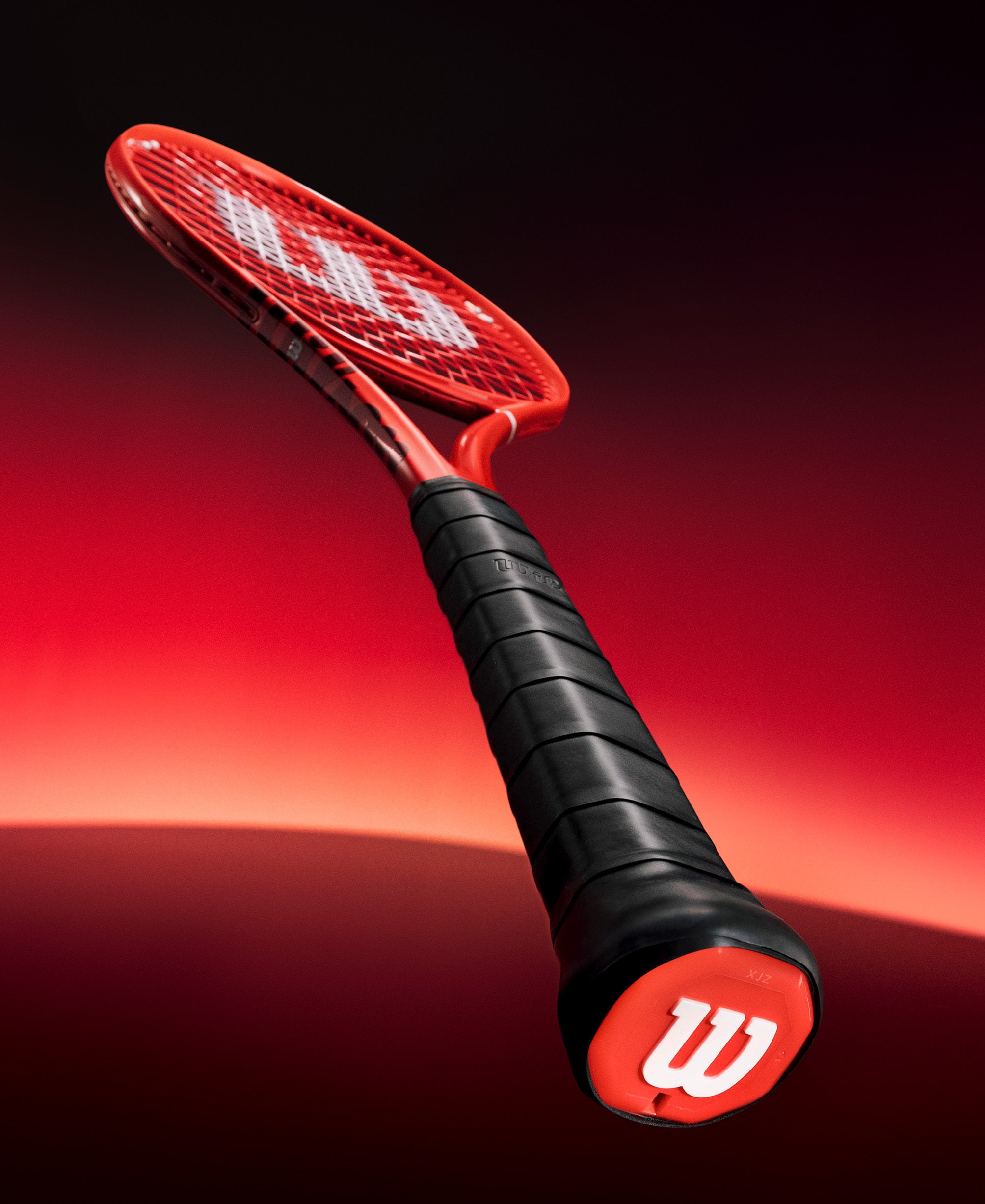 Wilson Defyer 98 Pro V1 Tennis Racket