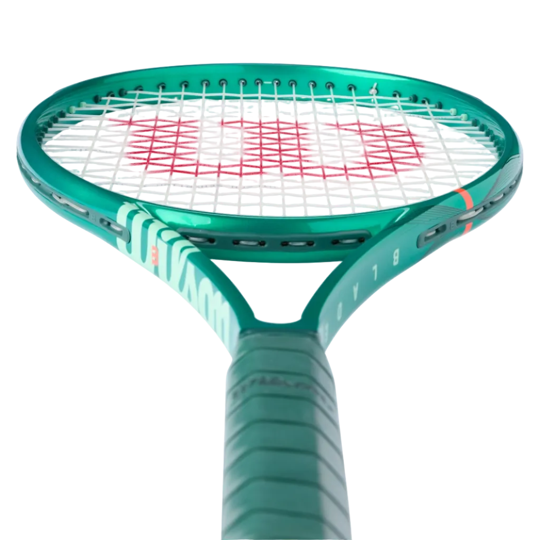 Wilson BLADE 98 (16X19) V10 Tennis Racket