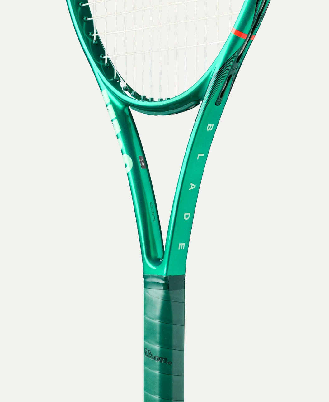 Wilson BLADE 100L V10 Tennis Racket