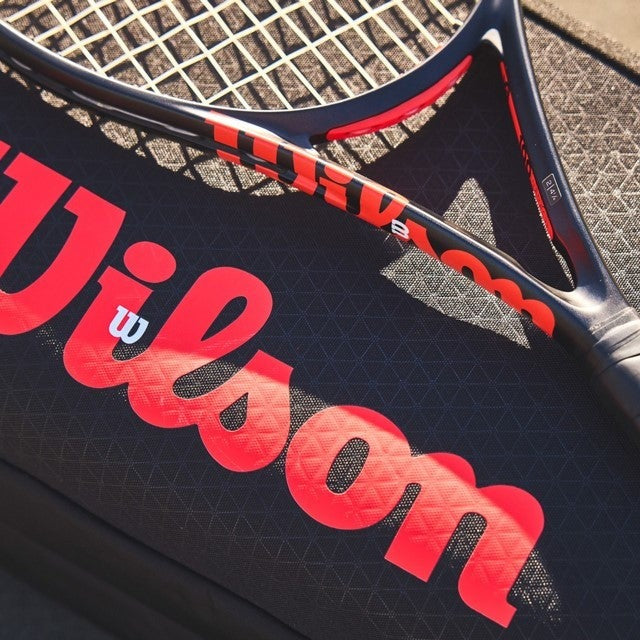 Wilson CLASH 100 V3 Tennis Racket