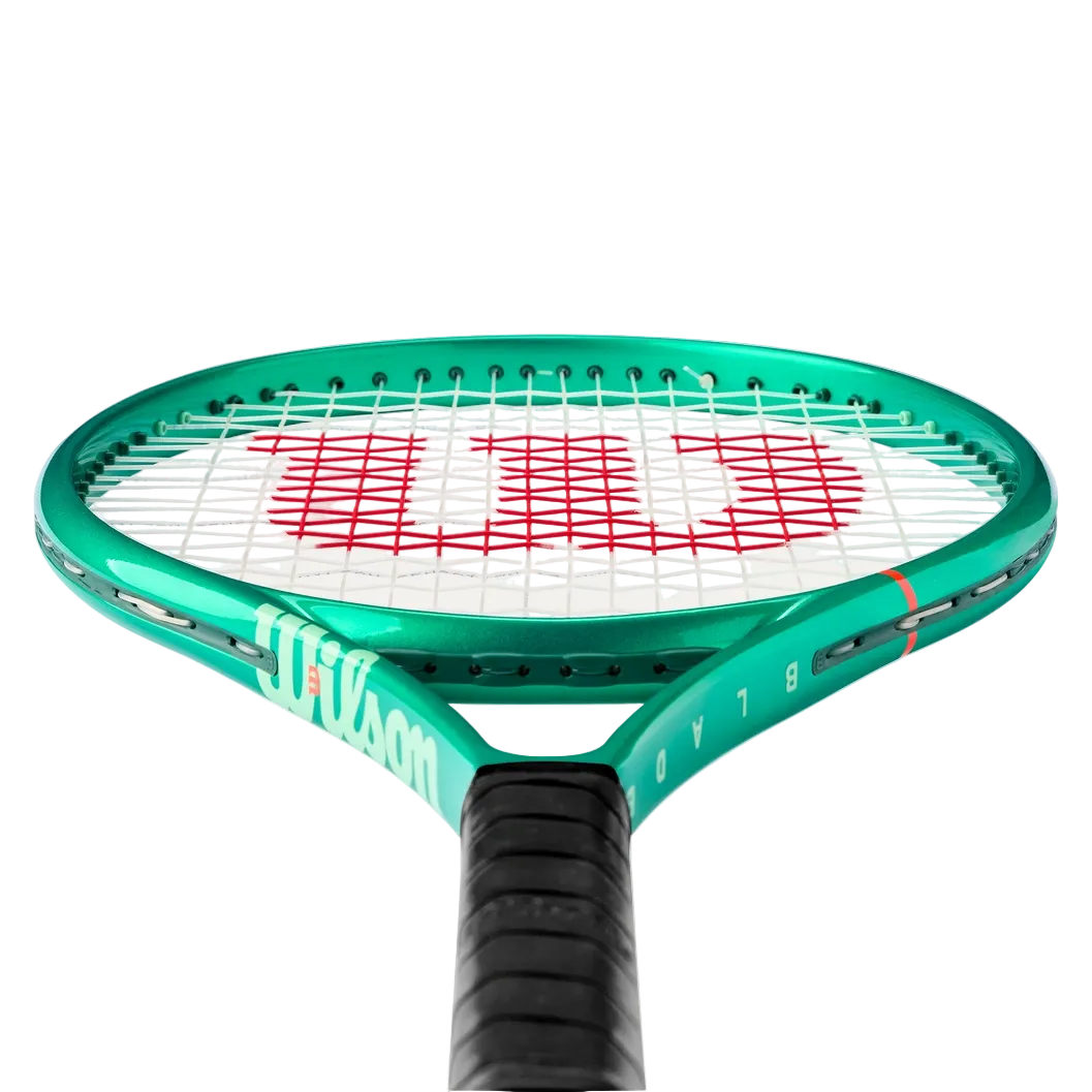 Wilson BLADE 26 V10 Tennis Racket