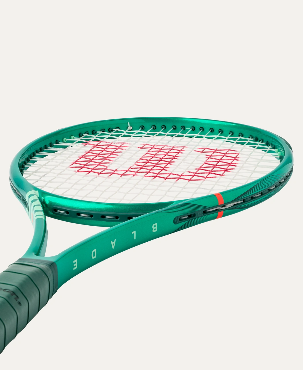 Wilson BLADE 98 (18X20) V10 Tennis Racket