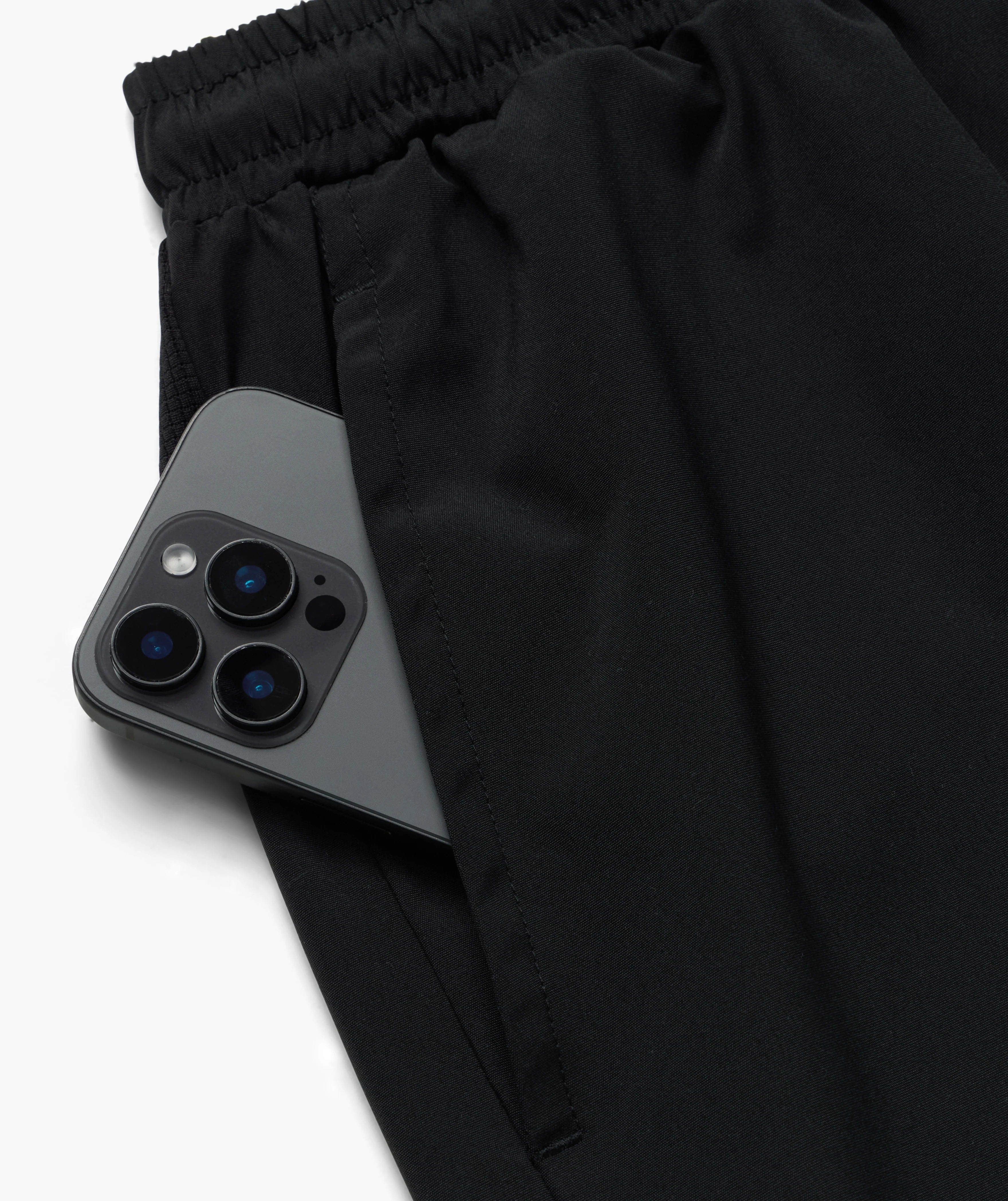 Yonex ESSENTIAL Shorts - Black (Men's)