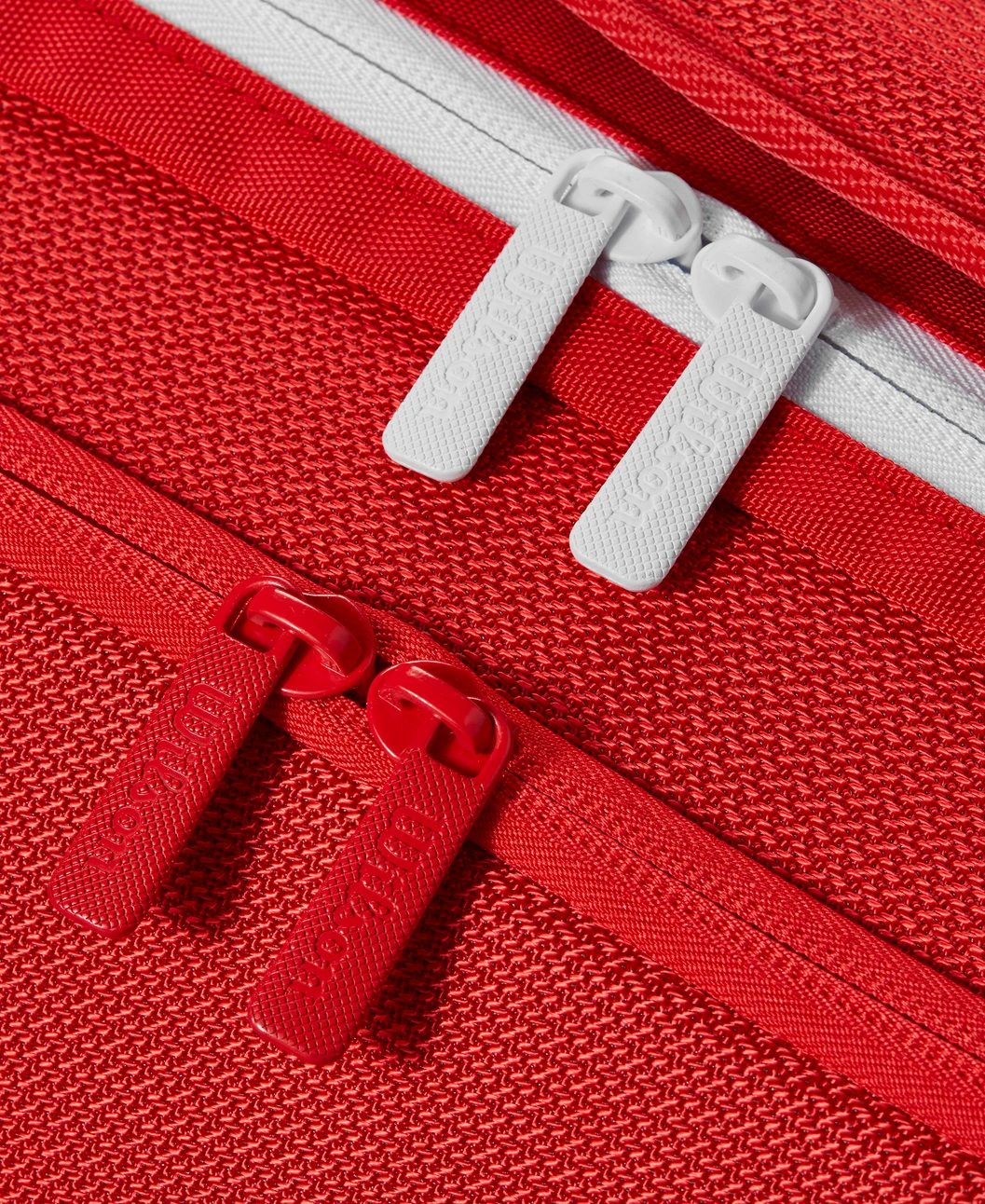 Wilson Super Tour Red Racket Bag (9 Pack)