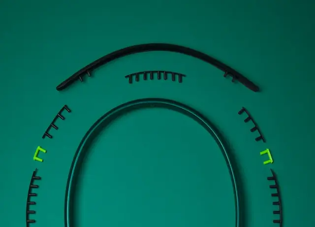 Wilson BLADE 100 V9 Tennis Racket