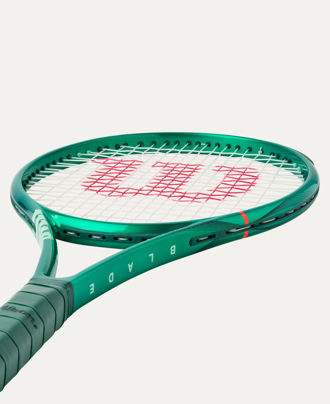 Wilson BLADE 100UL V10 Tennis Racket